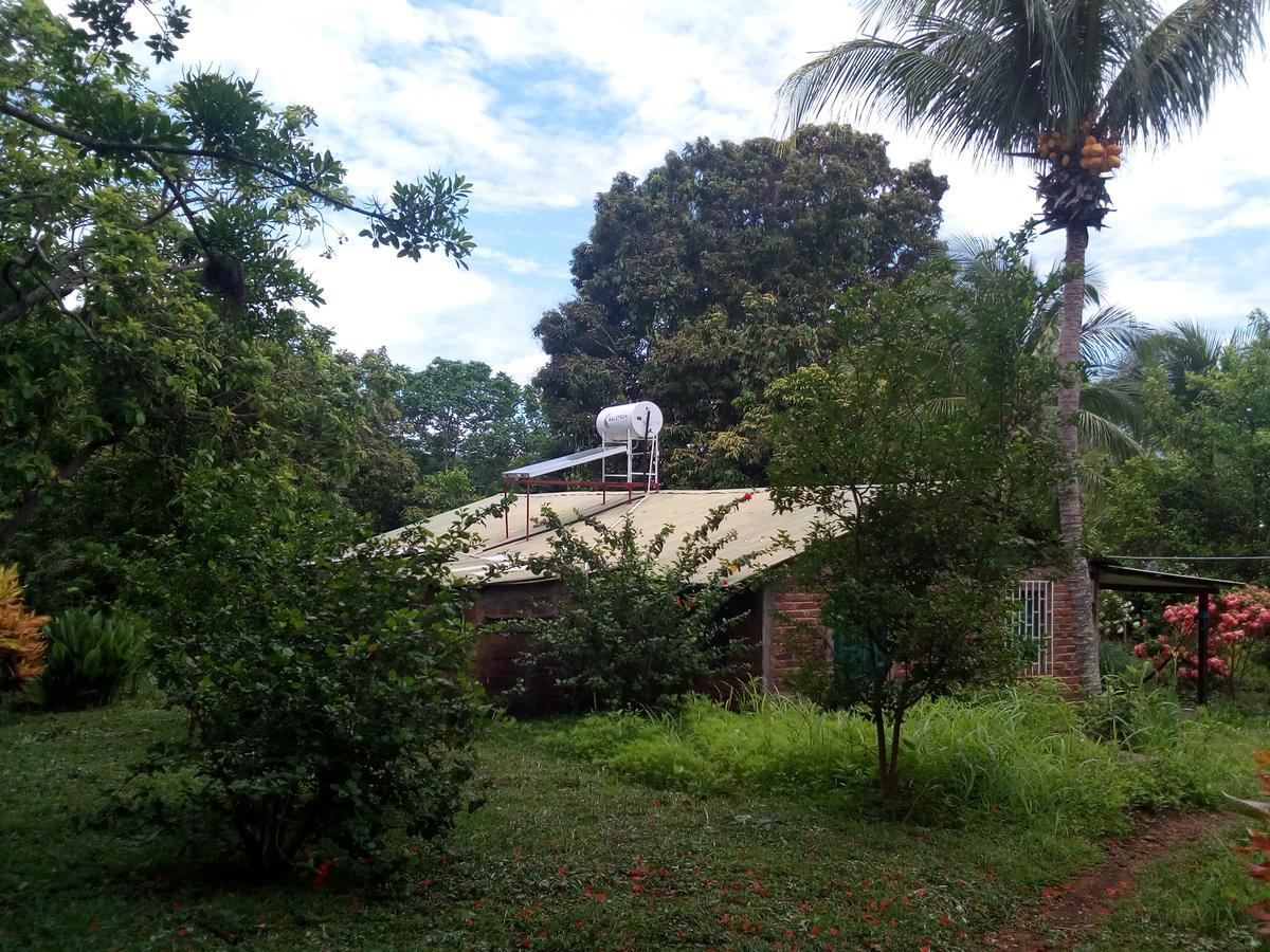 Eco-Lodge El Porvenir. Santa Cruz Exterior photo